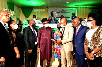Delta HoS commends mgt course participants for good conduct, performance