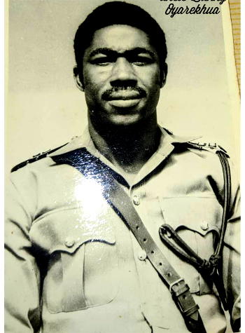 Ex-international, Oyarekhua, is dead