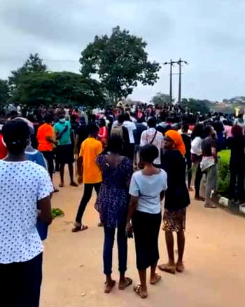 Protest in OAU over students’ death