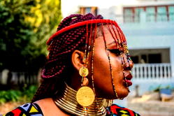 S-African artiste, BON shoots self on verge of takeover