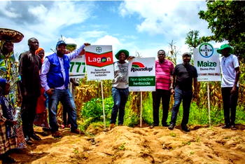 Bayer demonstrates agronomic expertise to 8,000 farmers