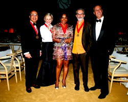 Chimamanda Joins Exclusive New York Library Honoree List as “Library Lion”