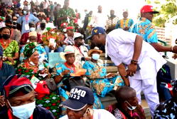 Demola Olarewaju celebrates PDP convention, mocks APC