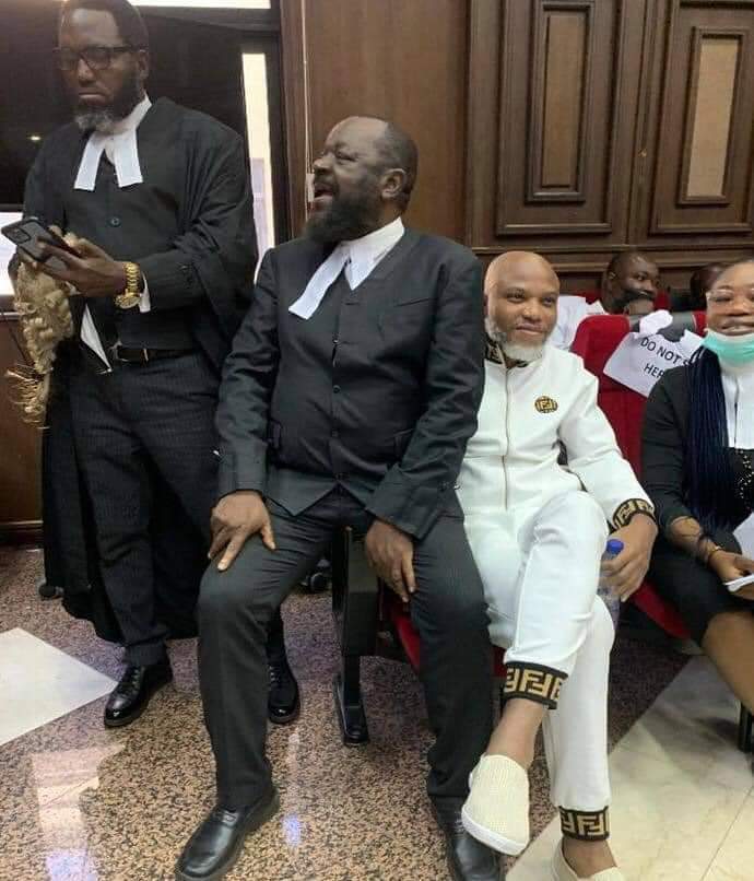 PHOTOS: IPOB leader, Nnamdi Kanu in court - Vanguard News