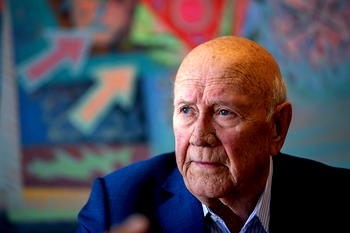 FW de Klerk, former South African President, dies at 85