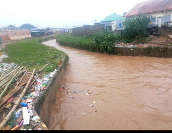 Flash flood damages houses, vehicles in Alimosho LGA ― NEMA