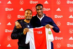 Nigerian teen star Gibson Yah pens first professional deal with Ajax