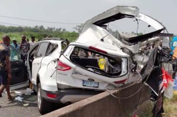 ACCIDENT Boxing Day: Mother, 2 daughters die on Sagamu-Benin expressway accident