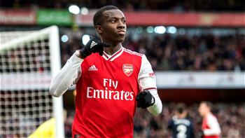 Nketiah told to sign new Arsenal contract