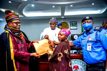 Gov Bello gifts wives of late escort rider, Inspector Aminu, houses in Abuja