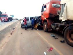 Five injured as truck rams into 5 vehicles in Onitsha