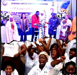 Nigerians hail Prophet Fufeyin as he fetes windows, families of fallen heroes with N40million