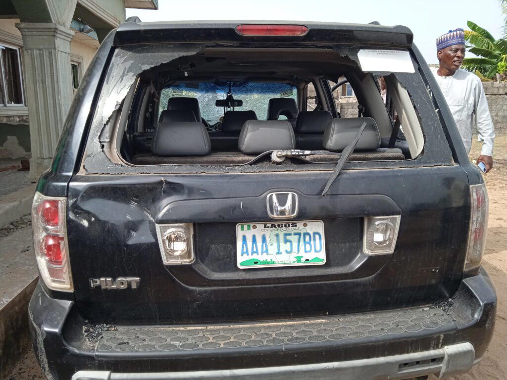 8 children die inside vehicle