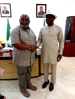 Akwa Ibom APC ‘collapses’ as Udoedeghe defects to PDP