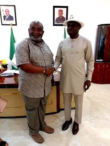 Akwa Ibom APC ‘collapses’ as Udoedeghe defects to PDP