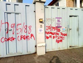 Rich also cries: Chaos in Magodo Estate as residents protest planned demolition of houses