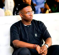 Folasope Pinheiro: Creative Designer cooking up storm with art