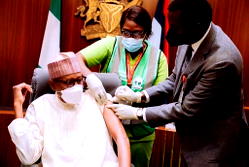 Photo speaks: Buhari receives third dose of COVID-19 vaccine