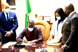 Okowa signs 2022 Appropriation Bill of N479bn