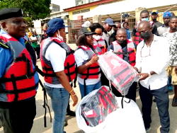 Niwa Distributes free life Jackets to Lagos Boat Operators