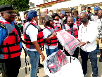 Niwa Distributes free life Jackets to Lagos Boat Operators