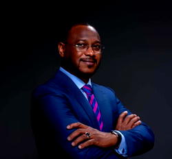 Philanthropist, Dauda Lawal receives African Achievers Award in London