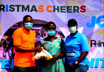 Yuletide: IBWU Foundation, JCI Nigeria, CSR-in-Action donate food stuff, clothing to communities in Ajah