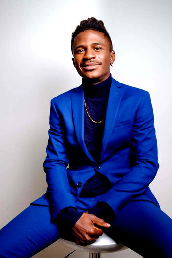 I would have been a staunch travel writer if …. – Afro-Latino Singer, Mannipods