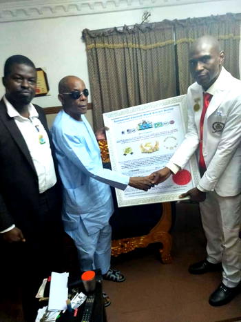 Tunde Samuel bags Global Awards as most notable, top distinguished education leader of 21st Century
