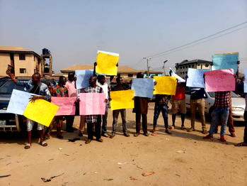 Traders protest alleged imposition of chairman by Ondo monarch