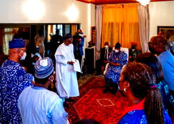 Buhari pays condolence visit to Shonekan’s family in Lagos [Photos]