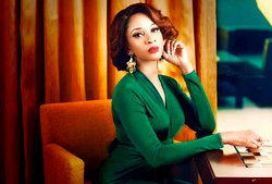 Adesua Etomi romances with Aspira’s ‘Siri’
