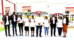 Adron gift 10 employees mansions for loyalty