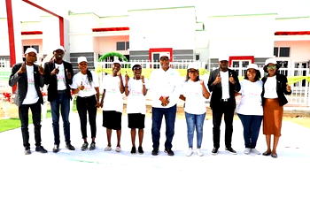 Adron gift 10 employees mansions for loyalty