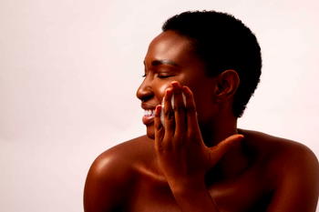 VIDEO: Writer, Ifedayo Agoro narrates an experience she had at the US Embassy