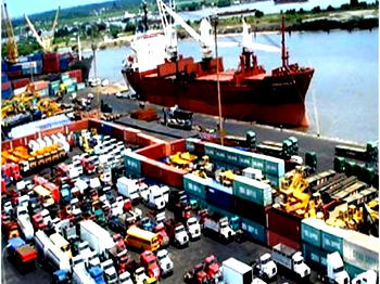 Oil marketers urge NIMASA, NPA to adopt Naira transactions