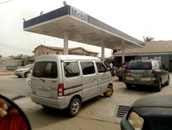 Energy crisis: Confusion over deregulation as oil marketers sell above N165 per litre