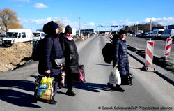 Europe braces for wave of refugees as Ukrainians flee Russian attack