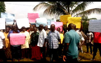 Leave DPO alone, he has done no wrong, Koko residents tell Olare-Aja