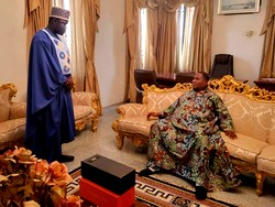 Delta guber aspirant, Uba Michael pays courtesy visit to Esama of Benin Kingdom