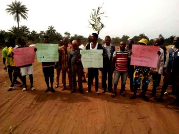Imo youths shut down oil company