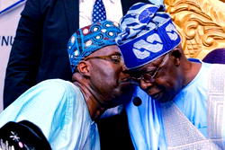 Tinubu in Oyo, received by Sen Akanbi, visits Alaafin of Oyo, Olubadan