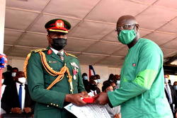 Liberian President storms Nigeria, confers awards on Army Officers