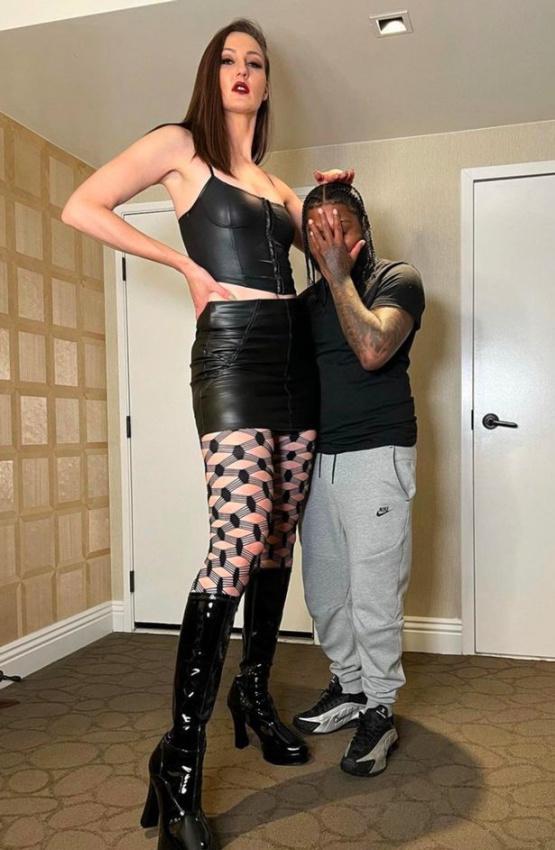 Tallest Woman In Porn - World's tallest model' struggles to date as 6ft 9in frame towers above men  - Vanguard News
