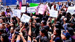 40 people injured during feminist demonstration in Mexico