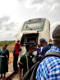VIDEO: Passengers stranded as Lagos bound train runs out of fuel