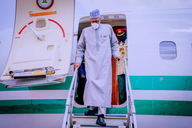 buhari-returns-to-abuja-after-8-days-in-saudi-arabia