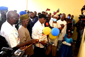 Akeredolu commissions second Business School built in South West by AAUA