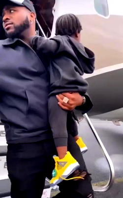 Davido excited as Chioma, son arrive London to attend his O2 Arena concert