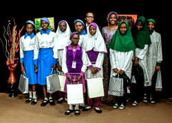 Tongston Entrepreneurship Holdings, Skills Outside School Foundation award 1yr Scholarship to 3 outstanding secondary girls